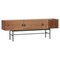 Niedriges Array Sideboard aus Nussholz mit 150 Beinen von Says Who 1