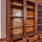 Vintage Bücherregal aus Holz 10