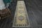 Alfombra de pasillo turca hecha a mano, años 60, Imagen 1