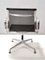Sillas de escritorio giratorias posmodernas de nailon en negro y aluminio de Charles and Ray Eames para Herman Miller, Italia, años 80. Juego de 8, Imagen 5