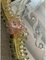 Ovaler venezianischer handgeschnitzter Spiegel in Gold & Rosa von Simoeng 4