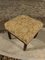 Puf pequeño de madera con tapicería de damasco y latón, años 50, Imagen 7