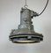 Lámpara colgante industrial de aluminio fundido en gris, años 60, Imagen 17