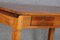 Antiker Tisch aus Nussholz, 1800 30
