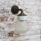 Industrielle Vintage Wandlampe aus Klarglas, Messing & weißem Porzellan 9