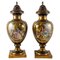 Bedeckte Vasen aus Sèvres Porzellan & Vergoldeter Bronze, 2er Set 1