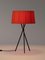 Lámpara de mesa Trípode G6 en rojo de Santa & Cole, Imagen 3