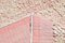 Kelim Teppich mit Pompon Shades of Pink & Beigefarbenem Gestell, 1960er 13