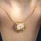 Belle Epoque Halskette aus 18 Karat Gelb-, Rosé- und Grüngold mit feinen Perlen, 20. Jh. 12