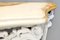 Consolle vintage in faggio laccato bianco con ripiano in marmo giallo, Immagine 9