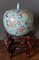 Maceta de jengibre cubierta de porcelana china del siglo XX con ornamentación floral, Imagen 4