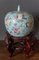 Maceta de jengibre cubierta de porcelana china del siglo XX con ornamentación floral, Imagen 5