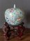 Überzogener Ingwertopf aus China Porzellan des 20. Jh. mit floralen Ornamenten 2