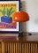 Lampada da tavolo/scrivania in vetro arancione attribuita a Oscar Torlasco per Lumi, anni '60, Immagine 7