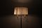 Lámpara de pie Mid-Century de latón, años 50, Imagen 14