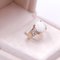 9 Karat Gold Ring mit Cabochon Opal und Diamanten, 1980er 3