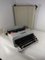 Máquina de escribir Valentine blanca de Ettore Sottsass para Olivetti Synthesis, años 60, Imagen 2