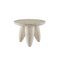 Tavolino a tre gambe Lunarys in pietra di travertino con pori naturali di HOMMÉS Studio, Immagine 2