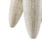 Tavolino a tre gambe Lunarys in pietra di travertino con pori naturali di HOMMÉS Studio, Immagine 3