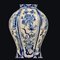 Vase en Céramique Blanche et Bleue, 1890s 5