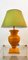 Lámpara de mesa de cerámica en amarillo dorado con pantalla verde, Imagen 5