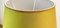 Lampada da tavolo in ceramica giallo oro con paralume verde, Immagine 8