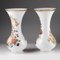 Vasen aus Opalglas mit floralen Motiven, 19. Jh., 2er Set 9