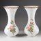 Vasen aus Opalglas mit floralen Motiven, 19. Jh., 2er Set 8