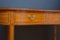 Edwardianischer Schreibtisch aus Satinholz in Nierenform, 1900er 10