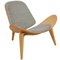 Shell Chair in Oak and Grey Fabric by Hans Wegner 6