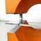 Mesa de centro italiana moderna de plástico naranja con superficie transparente de vidrio acrílico, Imagen 12