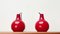 Lámparas colgantes alemanas Mid-Century de vidrio rojo de Peill & Putzler, años 60. Juego de 2, Imagen 15