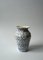 Vase mit Karos von Caroline Harrisus 7