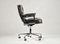 Sedia ES104 Time Life Lobby in pelle marrone scuro di Eames per Vitra, USA, inizio XXI secolo, Immagine 10