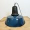 Industrielle blaue Emaille Fabriklampe mit gusseiserner Tischplatte, 1960er 14