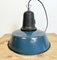 Lámpara de fábrica industrial de esmalte azul con superficie de hierro fundido, años 60, Imagen 16