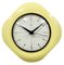Reloj de pared vintage de baquelita amarilla de Metamec, años 70, Imagen 1