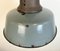 Große industrielle Fabriklampe aus grauer Emaille mit Gusseisenplatte, 1960er 8