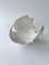 Scultura White Wings in ceramica di Natalia Coleman, Immagine 3