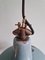 Lámpara colgante industrial de chapa esmaltada Blue Sky, años 50, Imagen 3