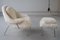 Chaise et Ottomane Womb en Tissu Blanc Fluffy par Eero Saarinen, 1948, Set de 2 2