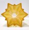 Vaso Art Deco a forma di stella in vetro giallo attribuito a Pierre Davesn per Daum, anni '40, Immagine 8