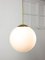 Lampada Mid-Century a sfera in ottone e opalino, Italia, Immagine 5