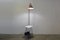 Lámpara de pie Mid-Century con mesa de centro y revistero, años 50, Imagen 13