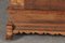 Barocker Kleiderschrank mit Rankenschnitzerei aus Eiche, 1750er 8