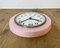 Reloj de pared de Alemania Oriental vintage de baquelita rosa de Weimar, años 80, Imagen 15