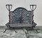 Respaldo, morillos y rejilla de hierro pesado grande, siglo XVIII. Juego de 4, Imagen 1