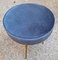 Pouf aus Messing & blauem Samtstoff, 1950er 3