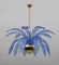 Lámpara de araña Mid-Century moderna con hojas de palma de cristal de Murano azul claro y latón, 1970, Imagen 3