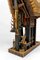 Großes Tongkonan Toraja Modell aus geschnitztem und bemaltem Holz 11